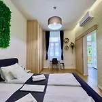 Stunning Studio Apartment